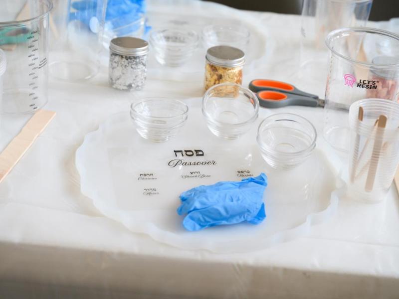 Resin Seder Plates